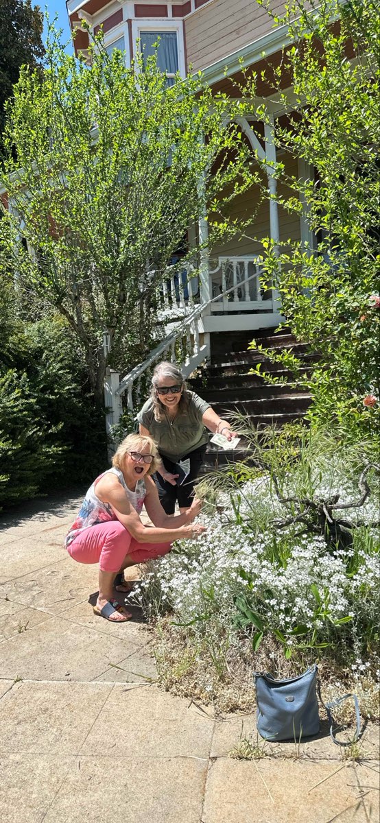 team building scavenger hunt