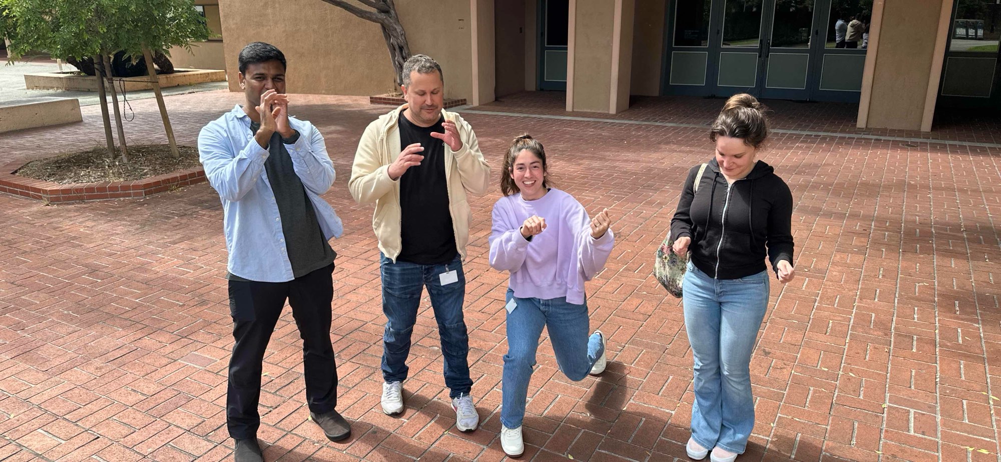 team building scavenger hunt