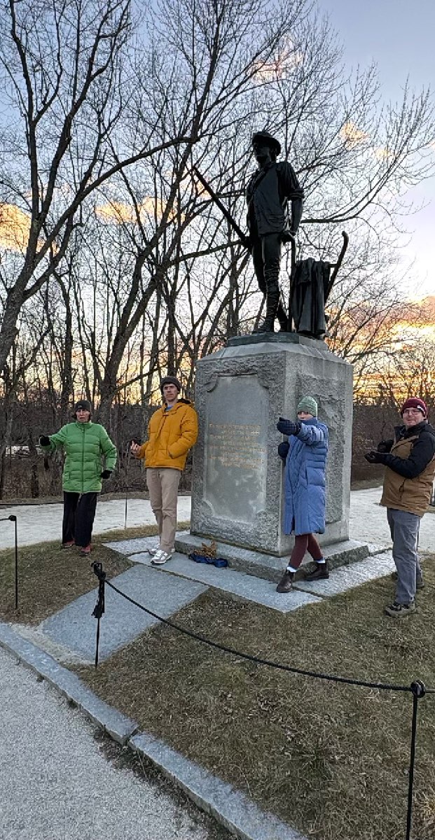 team building scavenger hunt