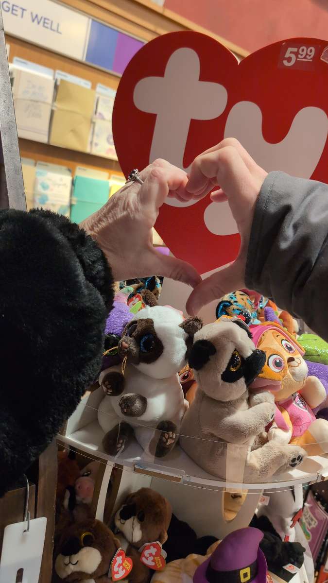 University of Missouri-Kansas City Scavenger Hunt scavenger hunt photos