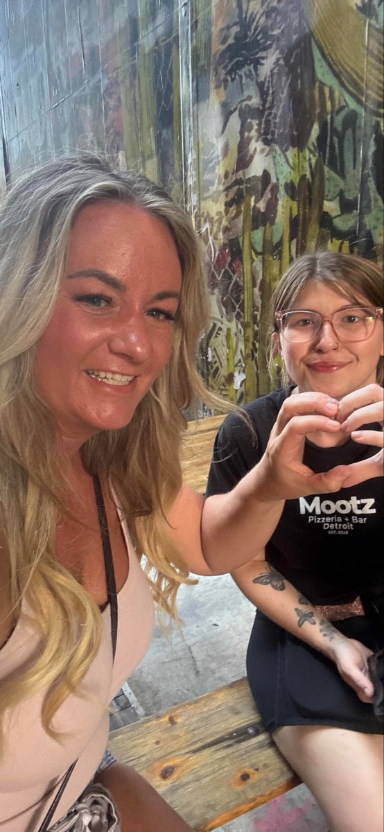 Detroit Scavenger Hunt scavenger hunt photos