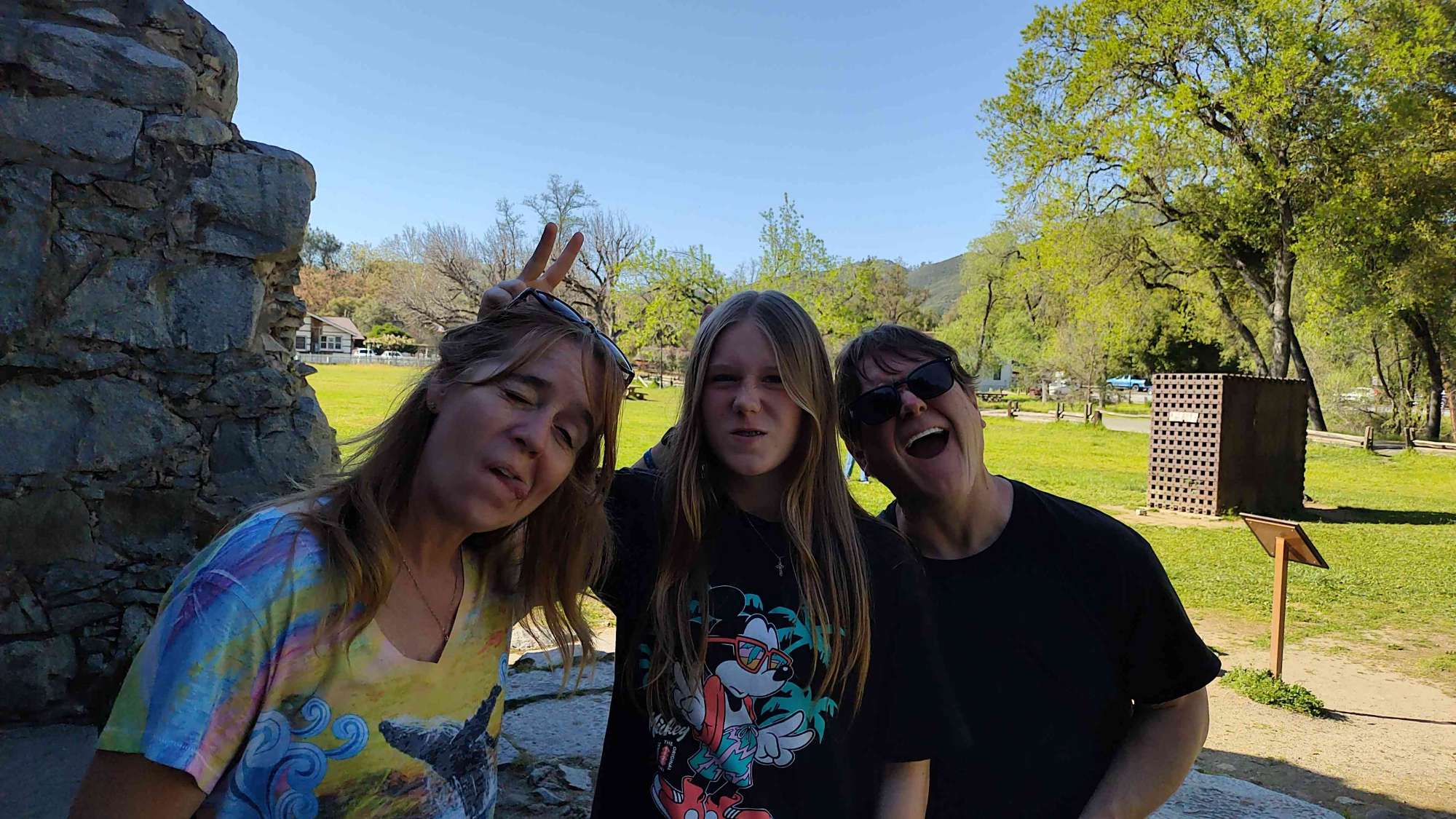 Zdjęcia z gry terenowej Coloma Scavenger Hunt