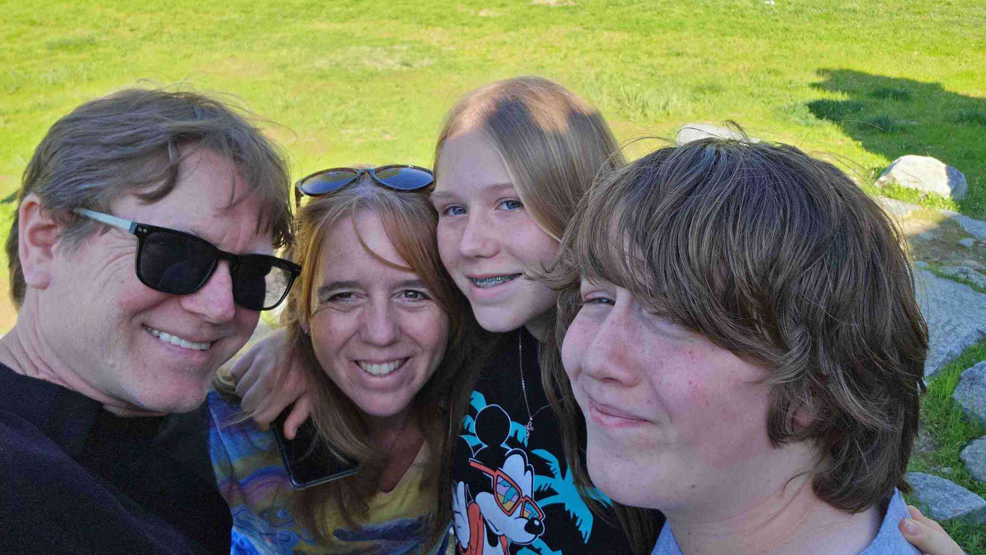 Zdjęcia z gry terenowej Coloma Scavenger Hunt