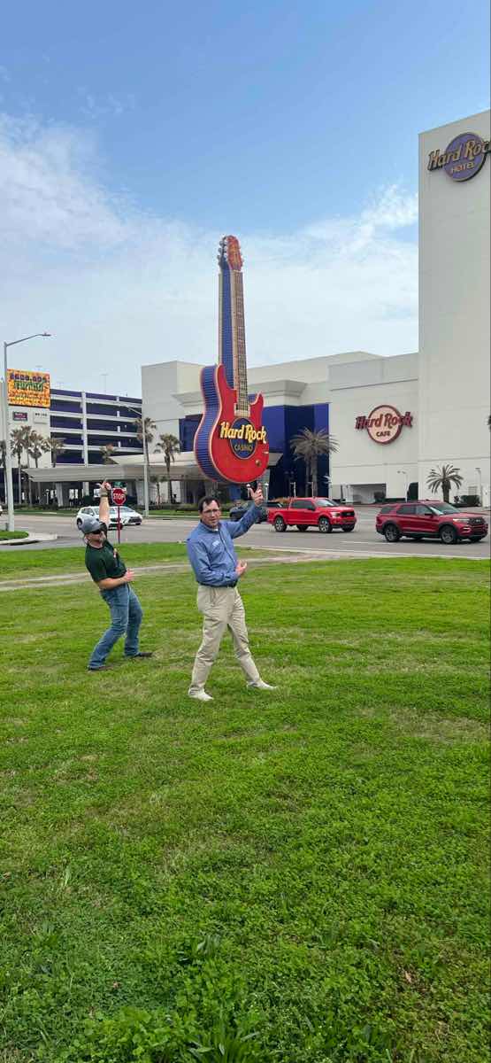 team building scavenger hunt