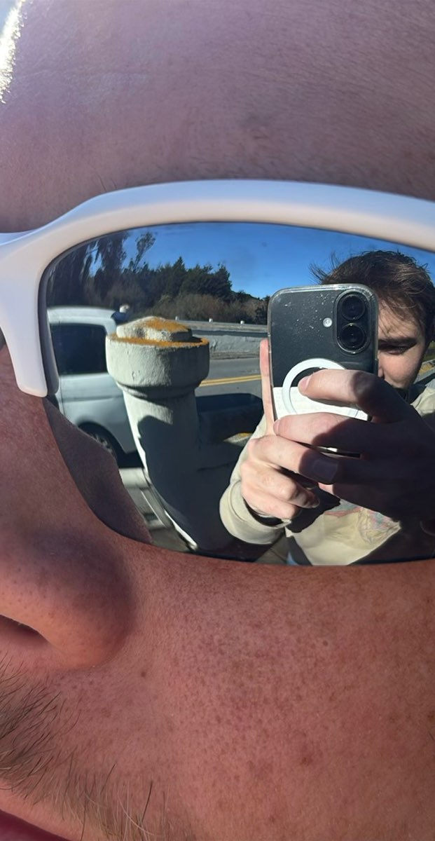 하프 문 베이 스캐빈저 헌트 사진