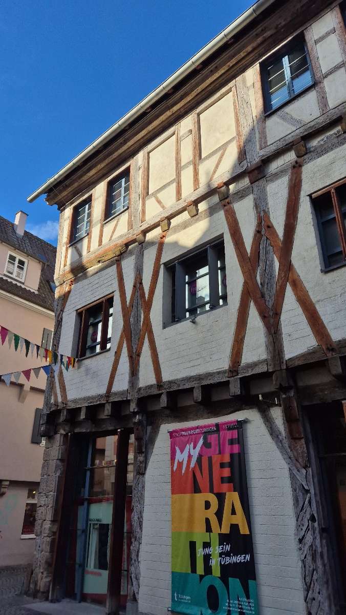 team building scavenger hunt