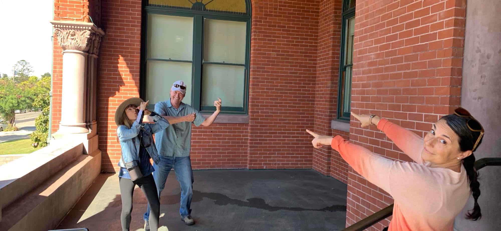 team building scavenger hunt