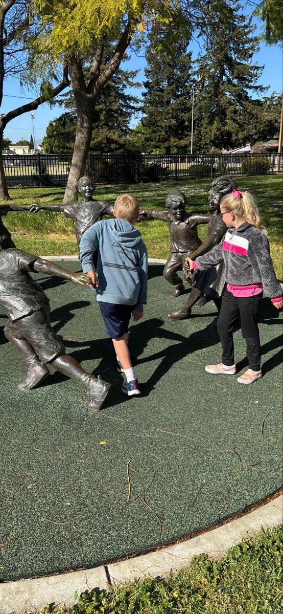 team building scavenger hunt