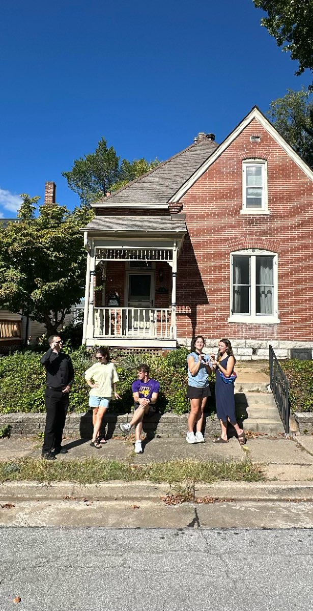 Saint Charles Scavenger Hunt scavenger hunt photos