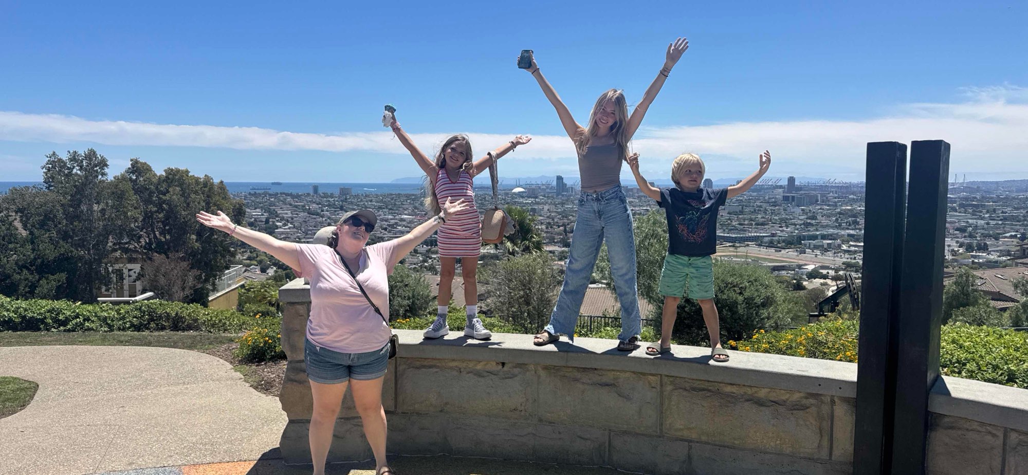 Long Beach California Downtown Scavenger Hunt scavenger hunt photos