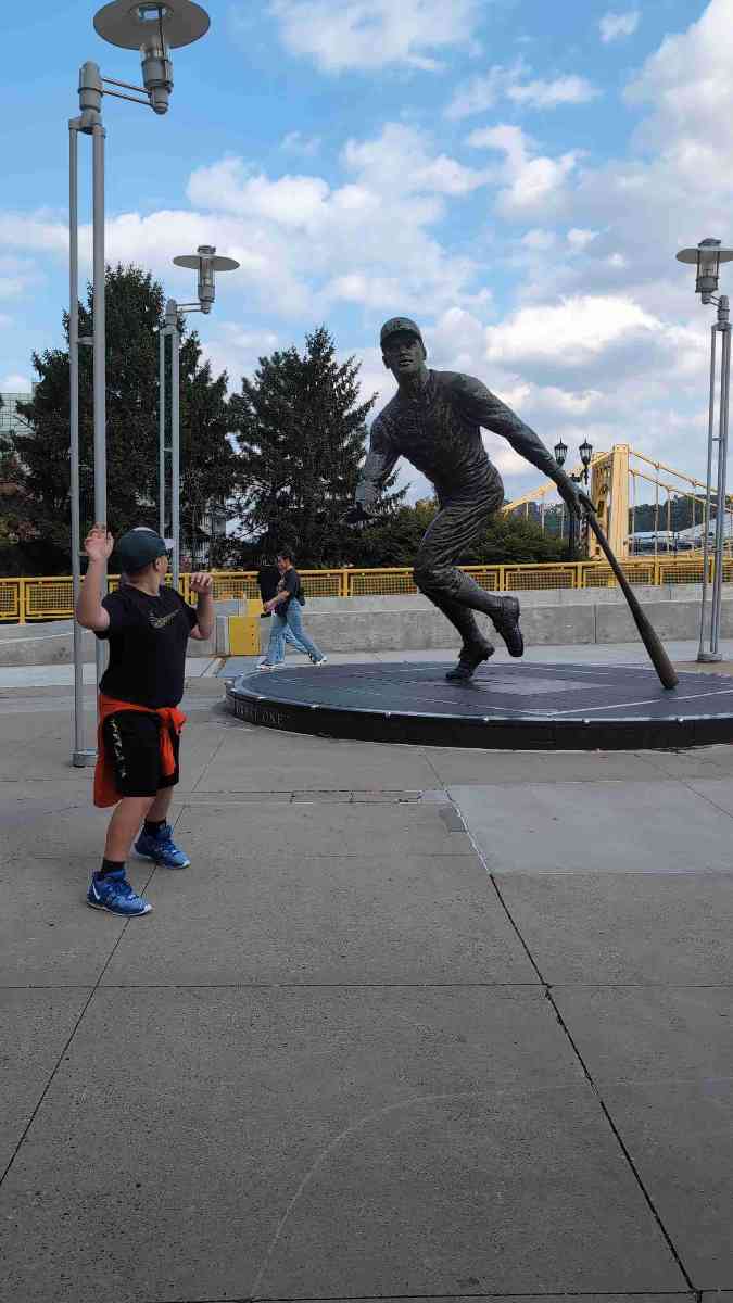 Pittsburgh Ghost Tour scavenger hunt photos