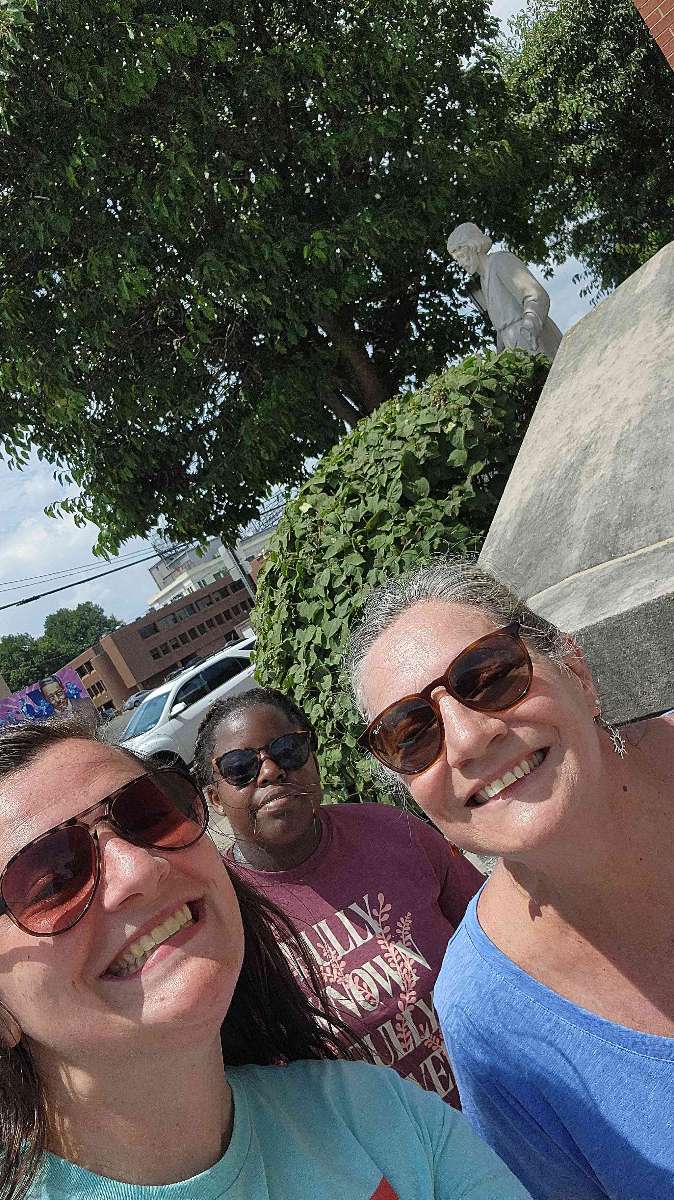 team building scavenger hunt