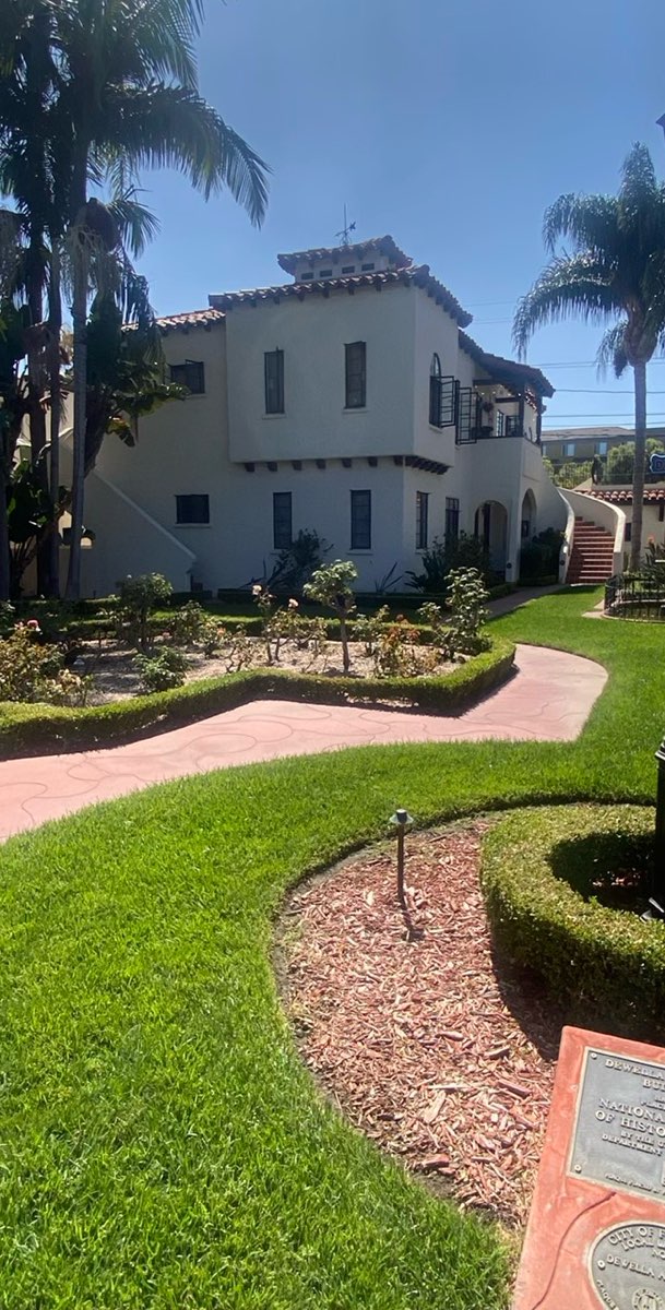 California State University--Fullerton Scavenger Hunt scavenger hunt photos