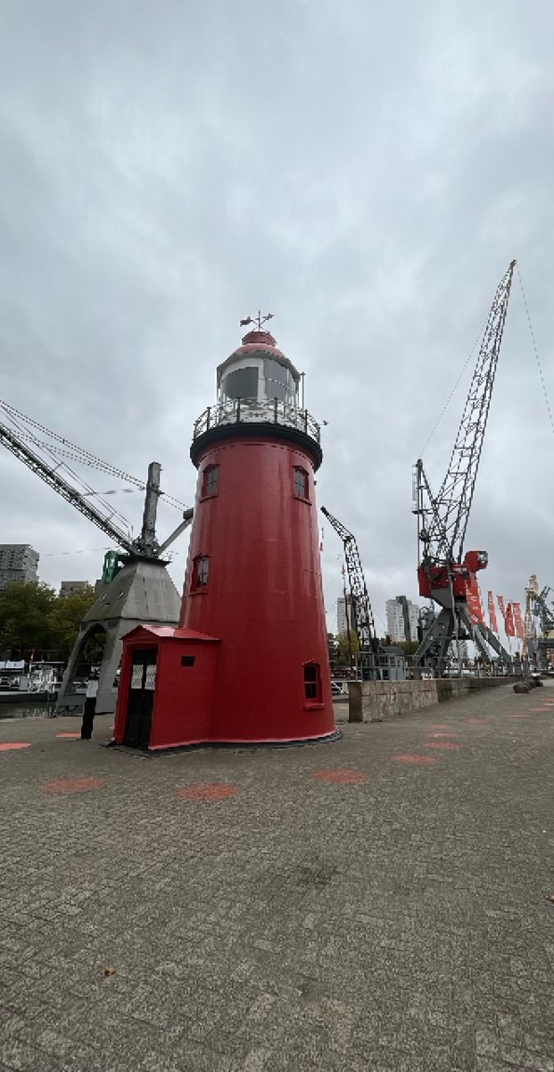 Kop van Zuid -kaupunkiseikkailu valokuvat