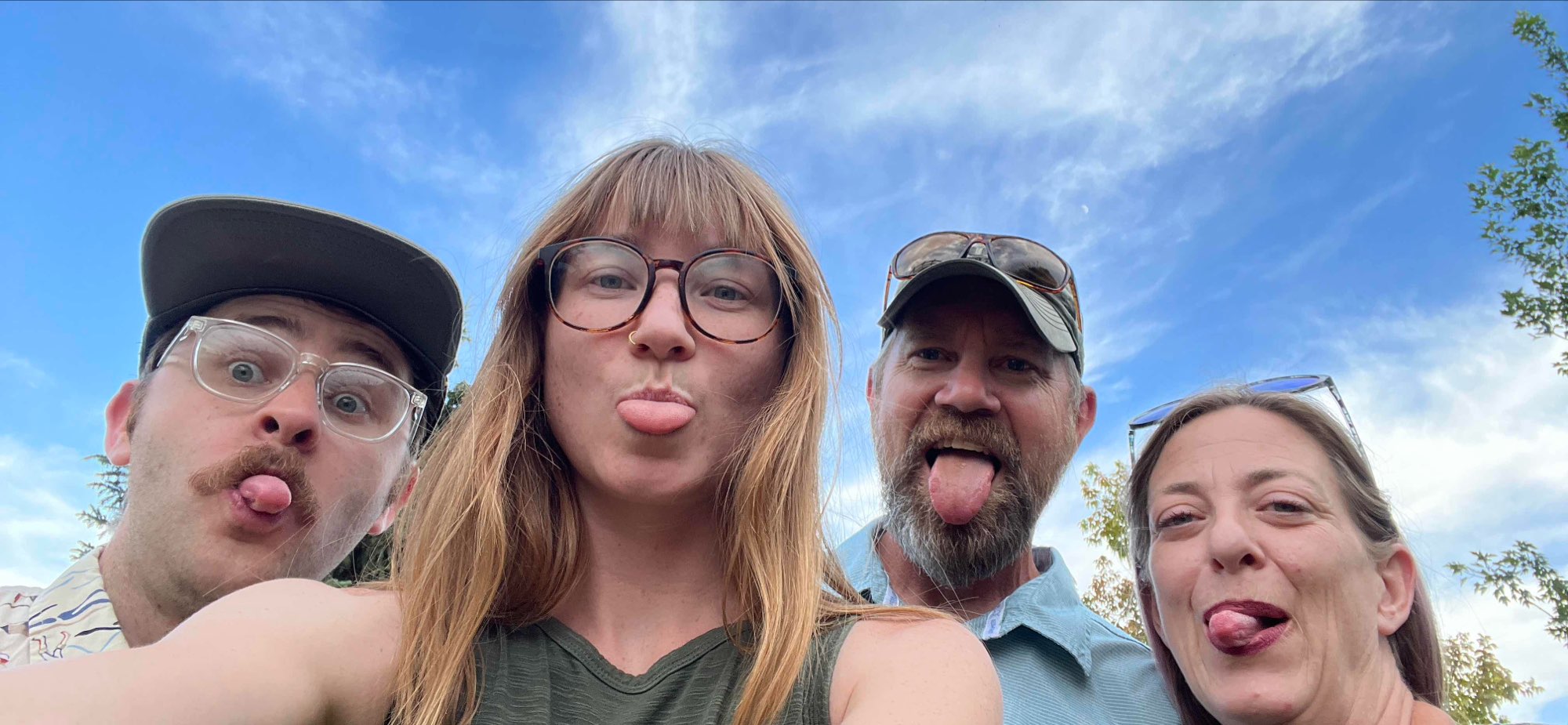 team building scavenger hunt