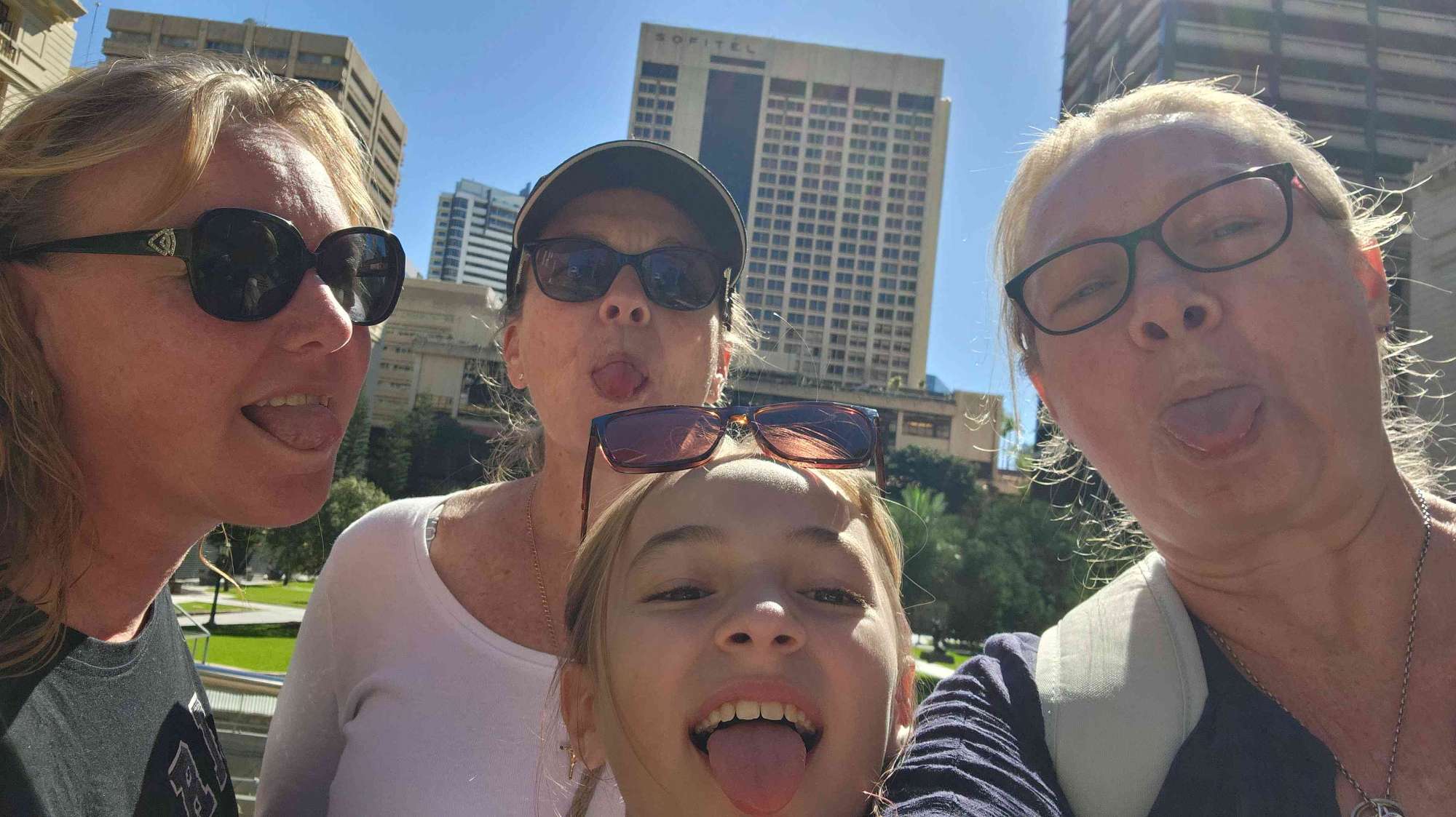 team building scavenger hunt