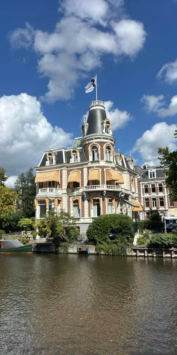 Amsterdam Nederländerna Downtown Scavenger Hunt skattjaktsfoton