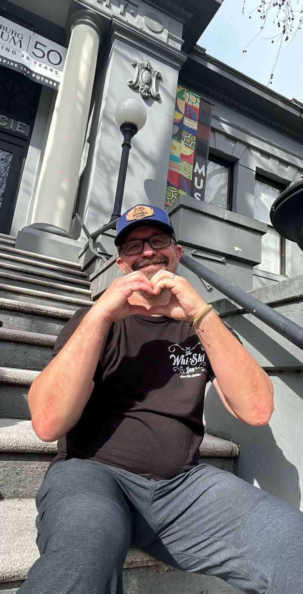 &Fcy;&ocy;&tcy;&ocy; &scy; &ocy;&khcy;&ocy;&tcy;&ycy; &zcy;&acy; &scy;&ocy;&kcy;&rcy;&ocy;&vcy;&icy;&shchcy;&acy;&mcy;&icy; &vcy; &KHcy;&icy;&lcy;&dcy;&scy;&bcy;&iecy;&rcy;&gcy;&iecy;