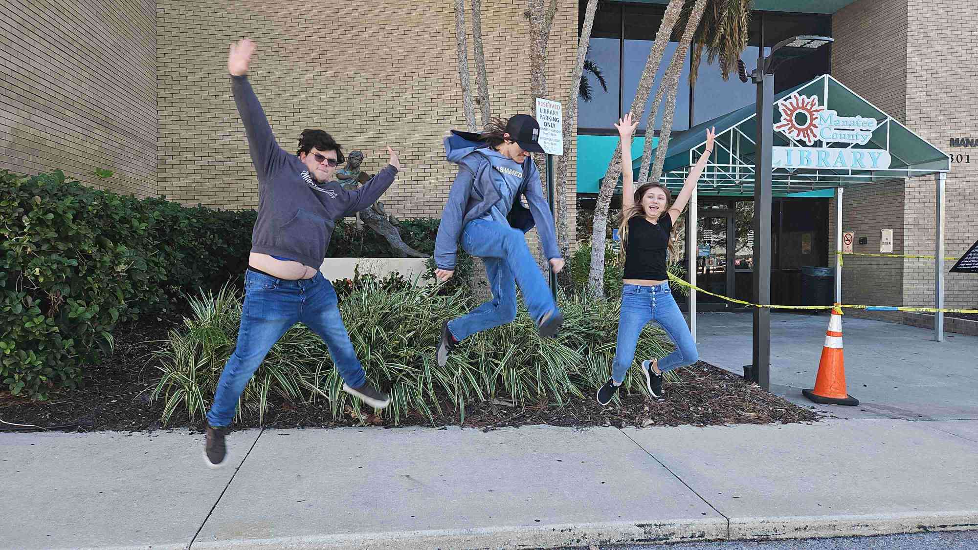 Bradenton Scavenger Hunt scavenger hunt photos