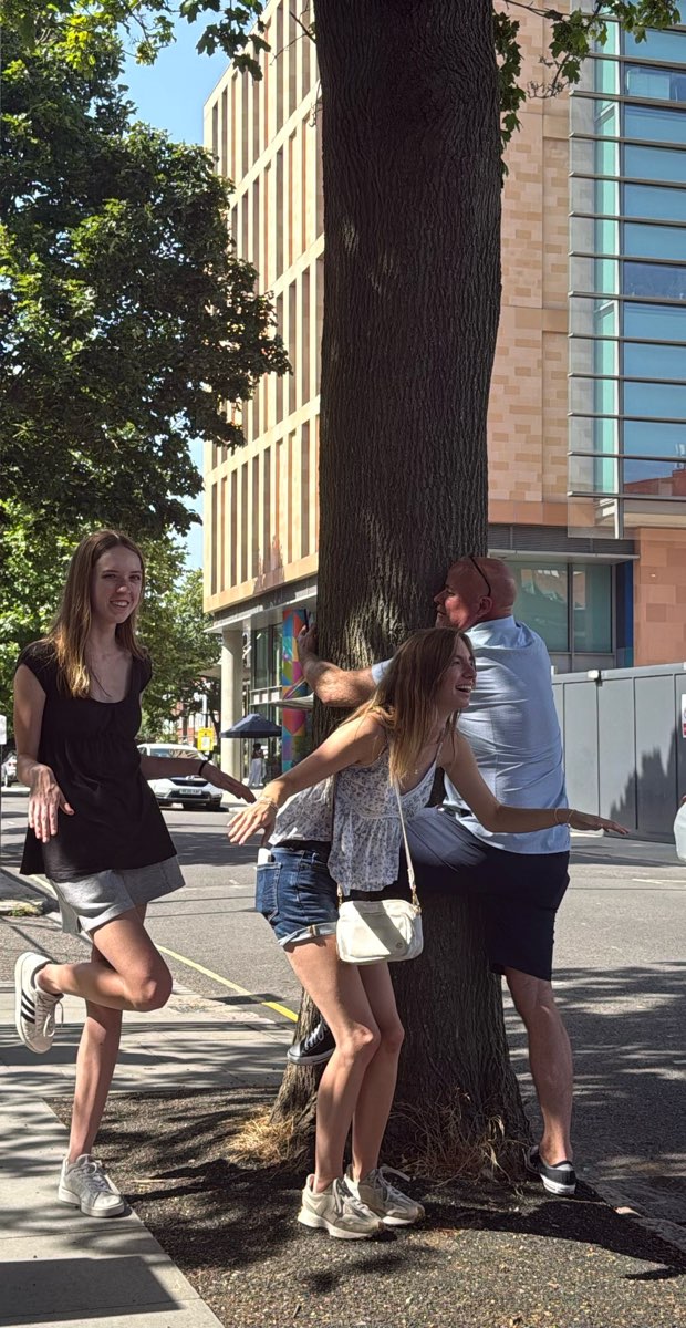 team building scavenger hunt