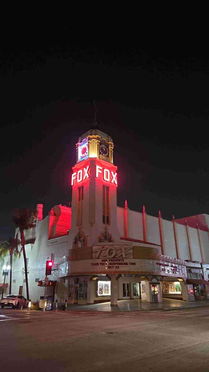 team building scavenger hunt