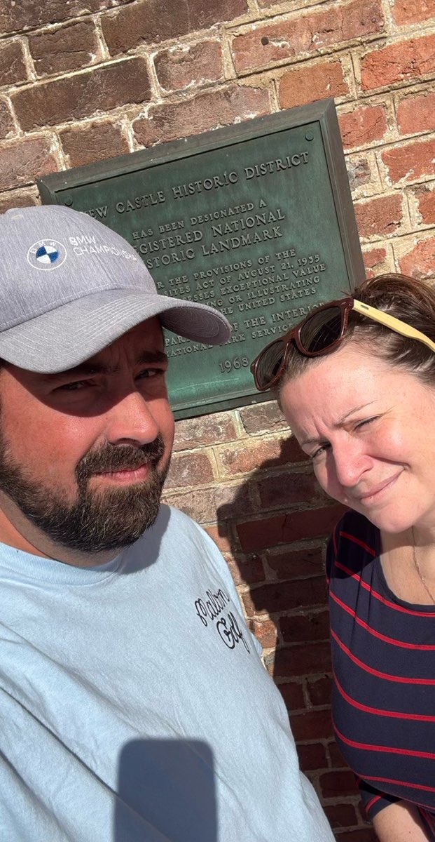 Fotografii ale vânătorii de comori din North New Castle