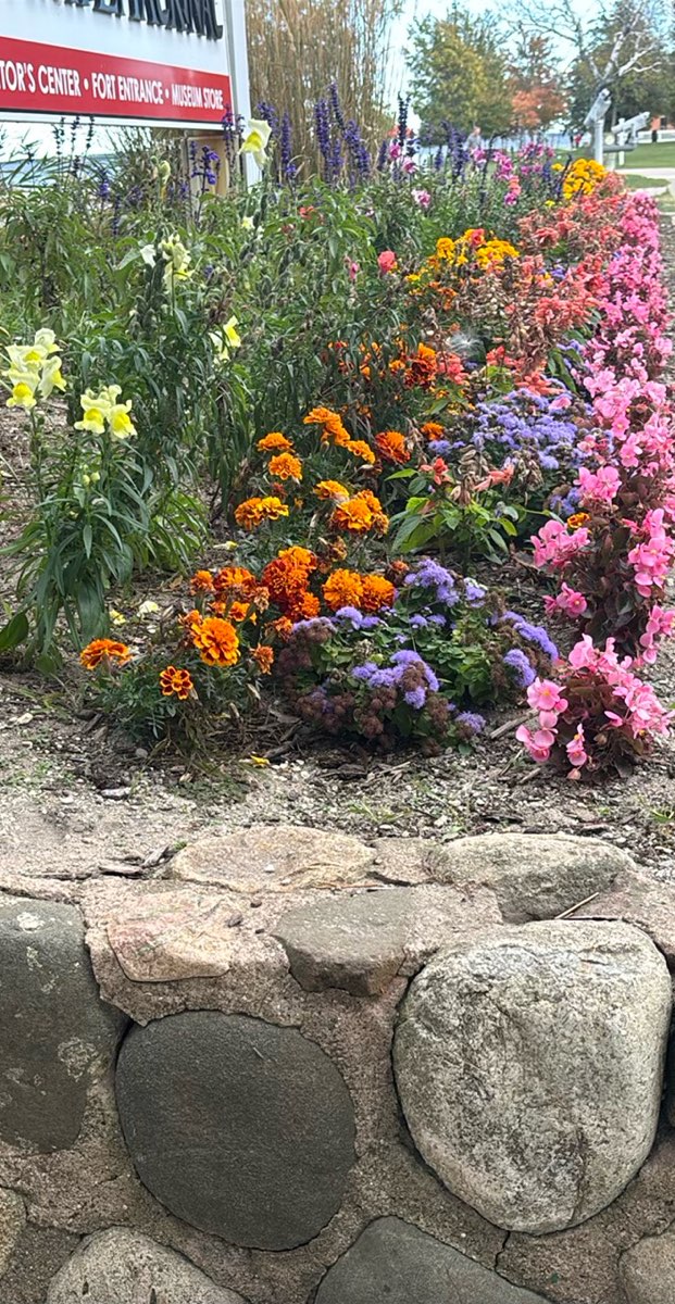 team building scavenger hunt