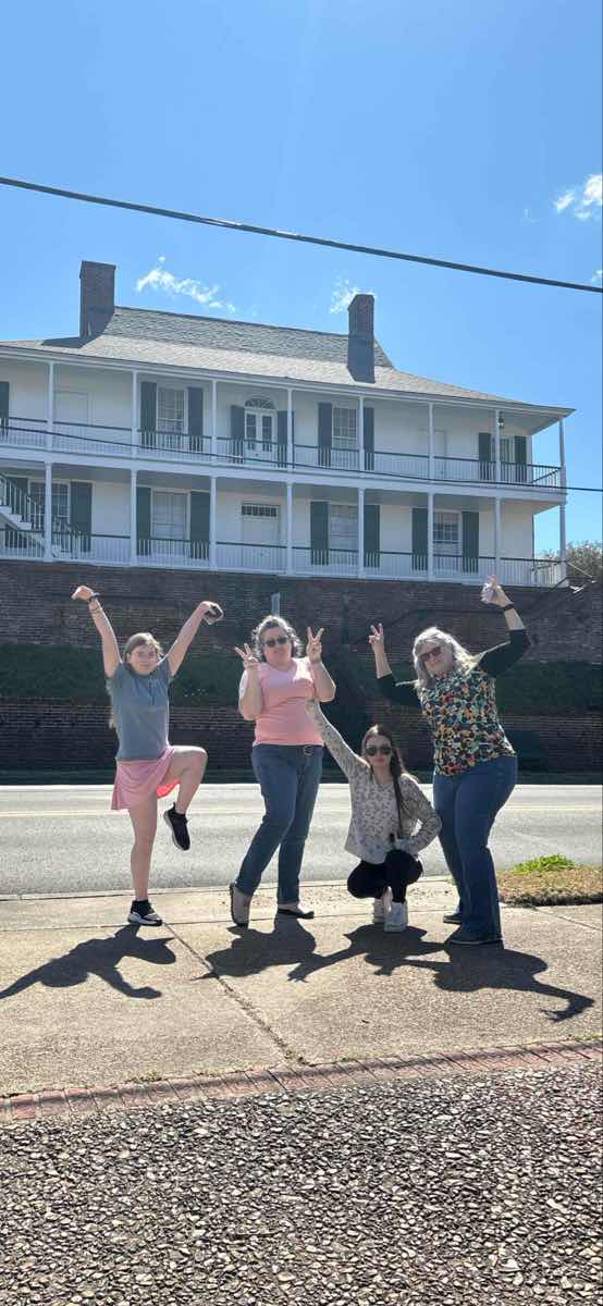 Natchez Scavenger Hunt scavenger hunt photos