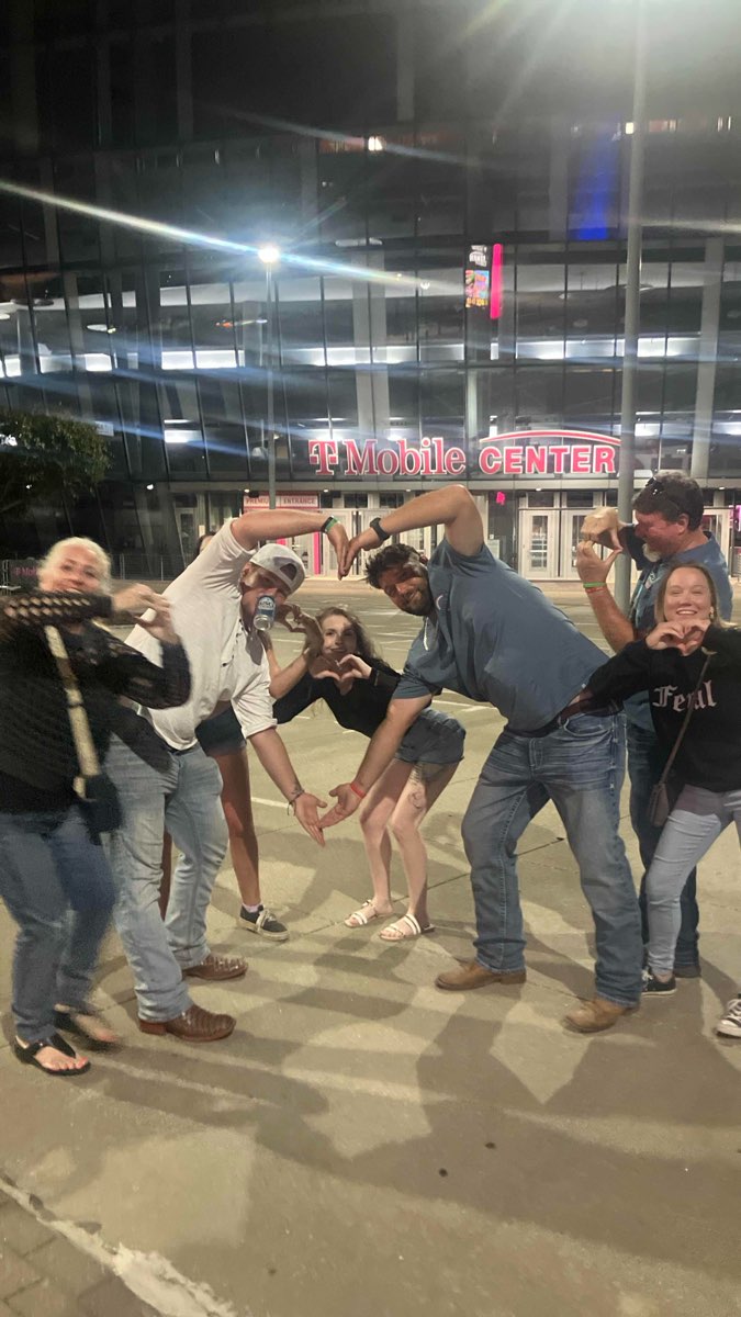 University of Missouri-Kansas City Scavenger Hunt scavenger hunt photos