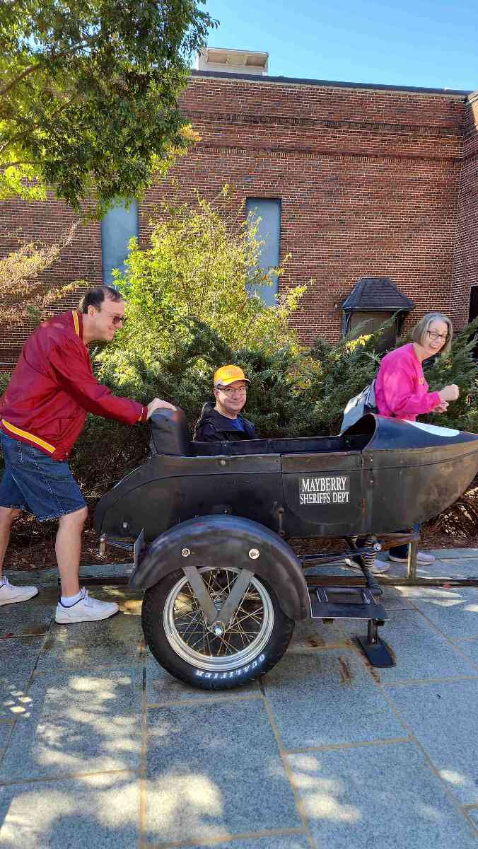 Mount Airy North Carolina Scavenger Hunt scavenger hunt photos