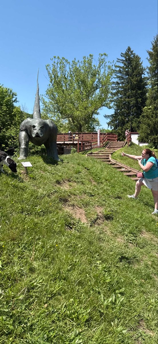 team building scavenger hunt