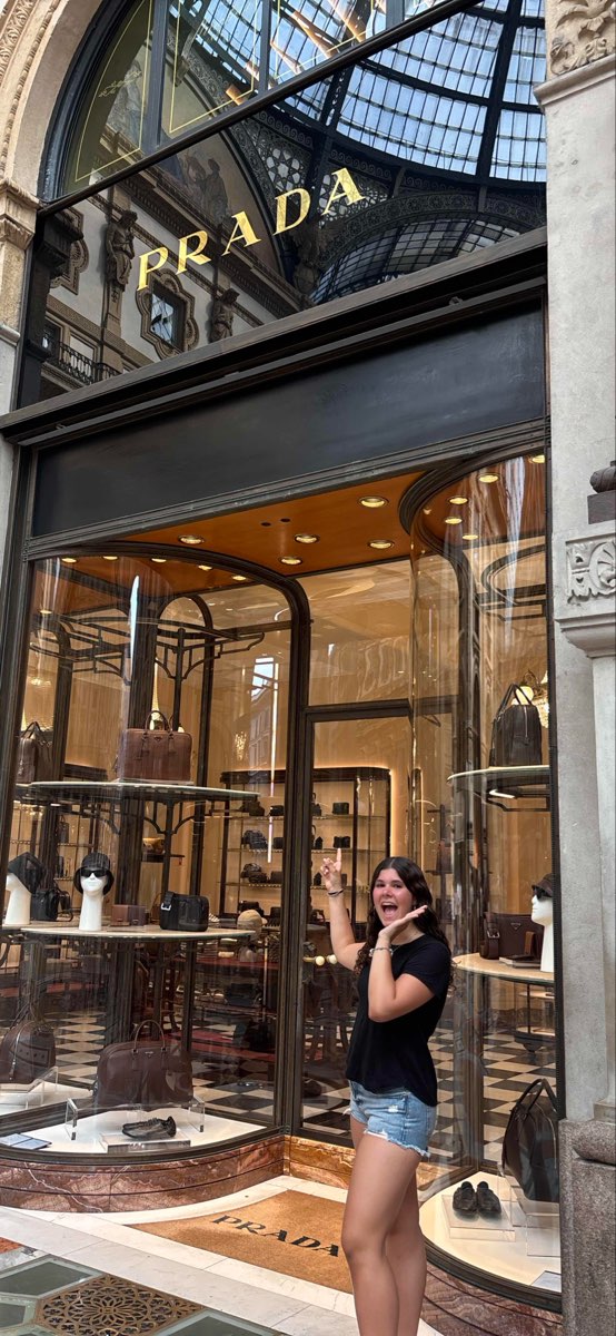 Milan Italy Scavenger Hunt scavenger hunt photos