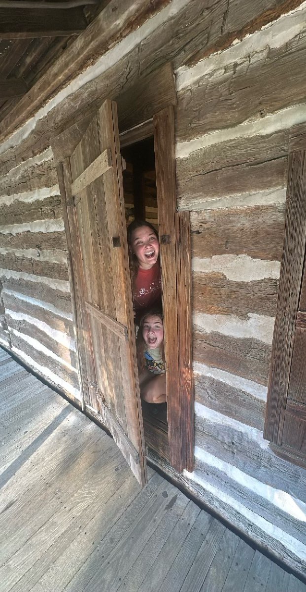 Foto's van de Grapevine Scavenger Hunt speurtocht