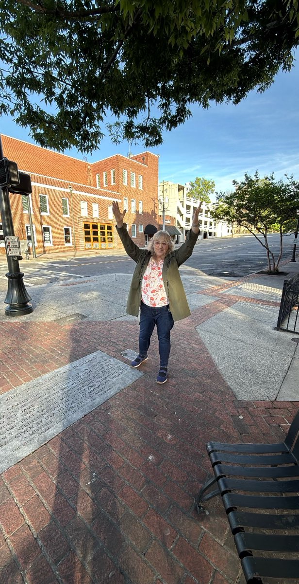 Zdjęcia z gry terenowej Shorter University