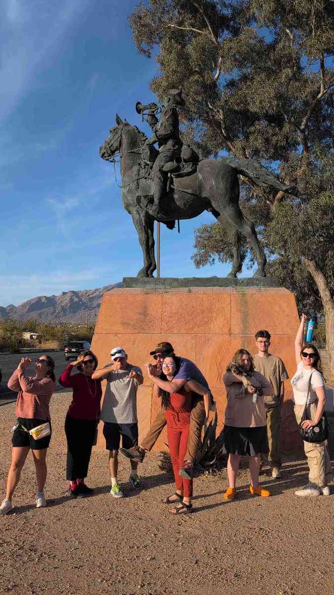 team building scavenger hunt