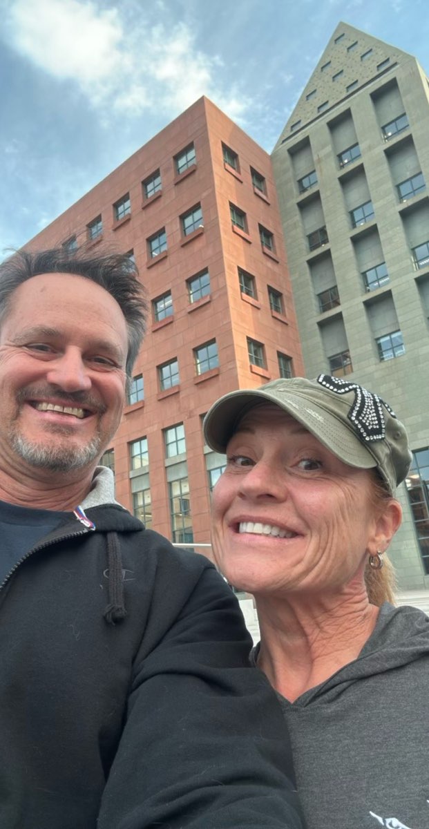 Zdjęcia polowania na padlinożerców na Uniwersytecie w Denver