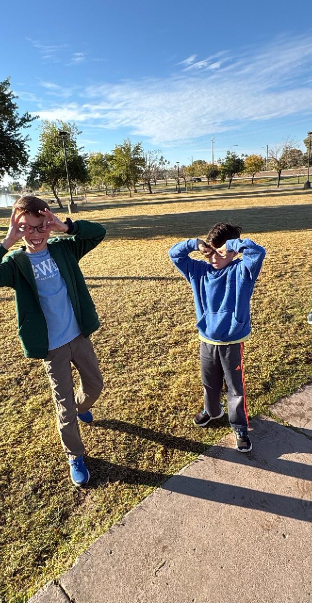 team building scavenger hunt