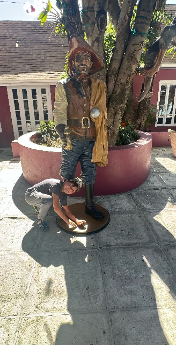 Nassau Scavenger Hunt scavenger hunt photos