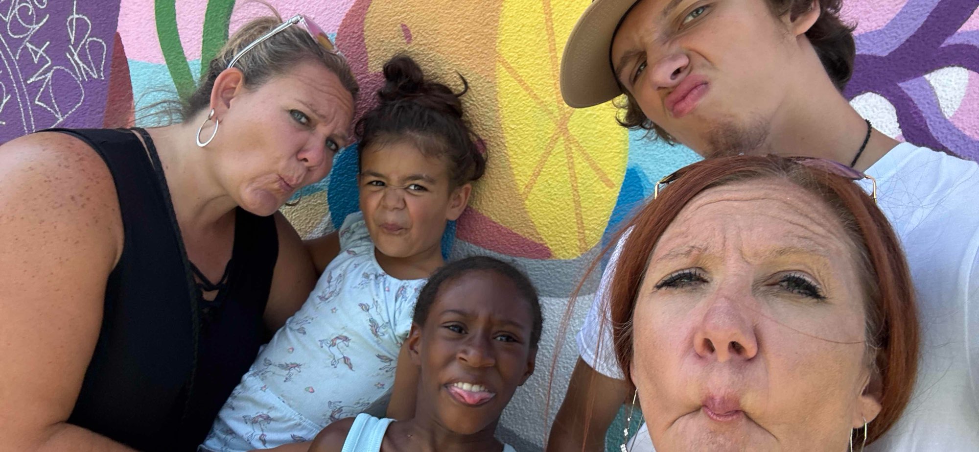 team building scavenger hunt