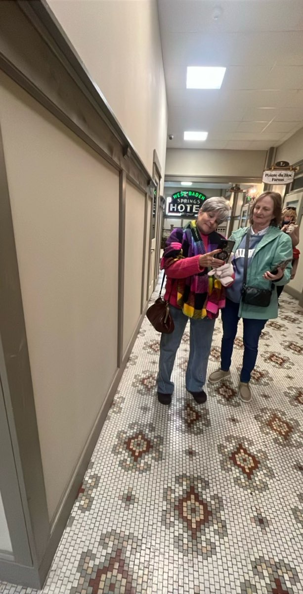 תמונות של מסע חפצים בווסט ביידן ספרינגס