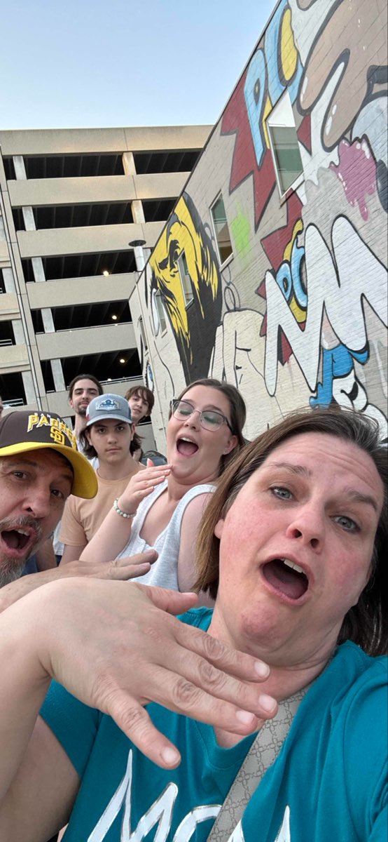 Des Moines Scavenger Hunt scavenger hunt photos