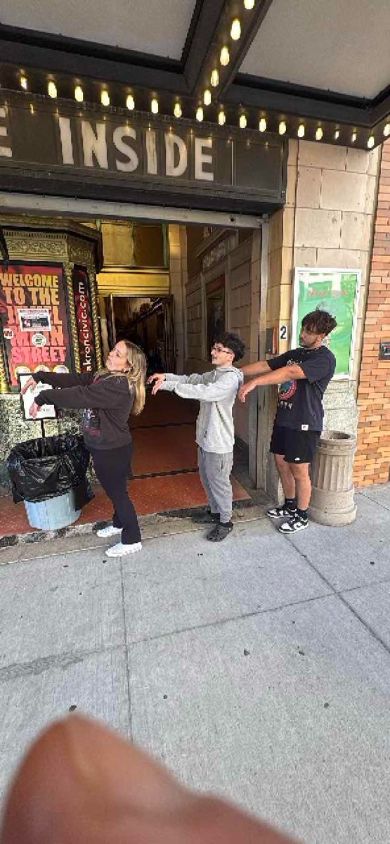 team building scavenger hunt