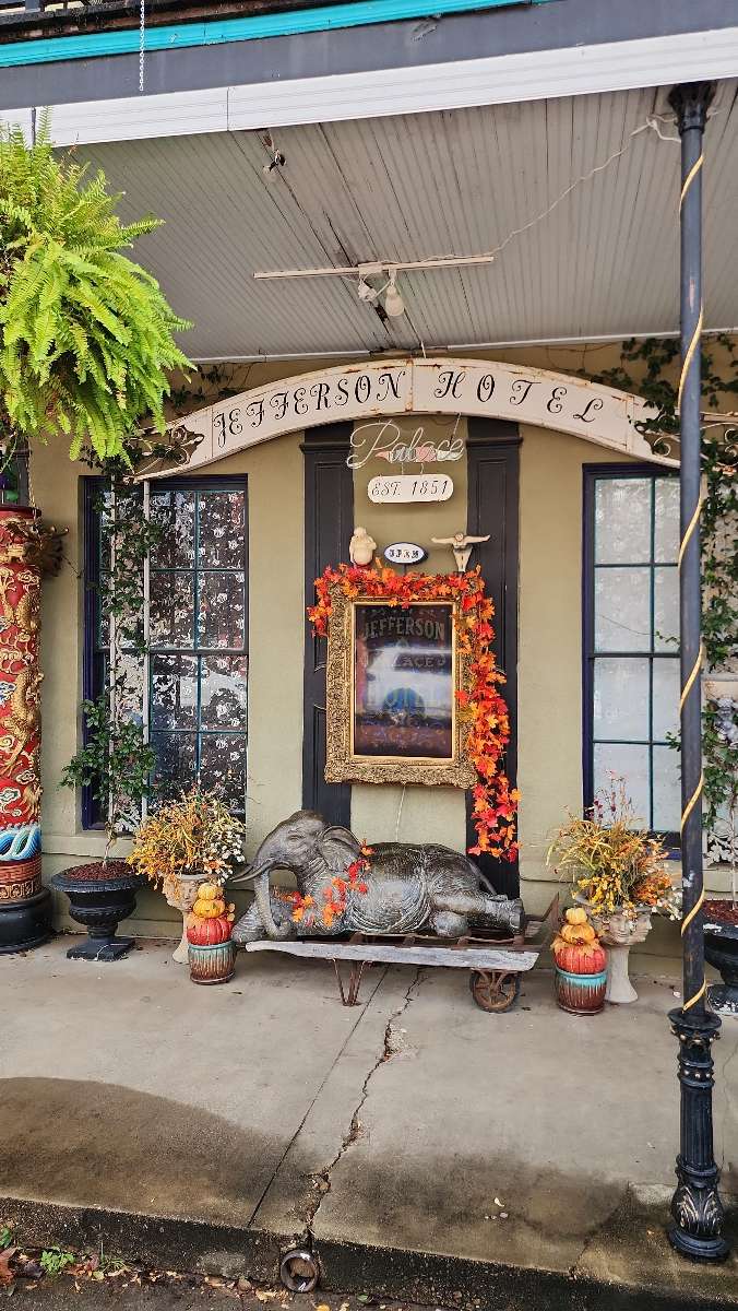 Jefferson Texas Scavenger Hunt scavenger hunt photos