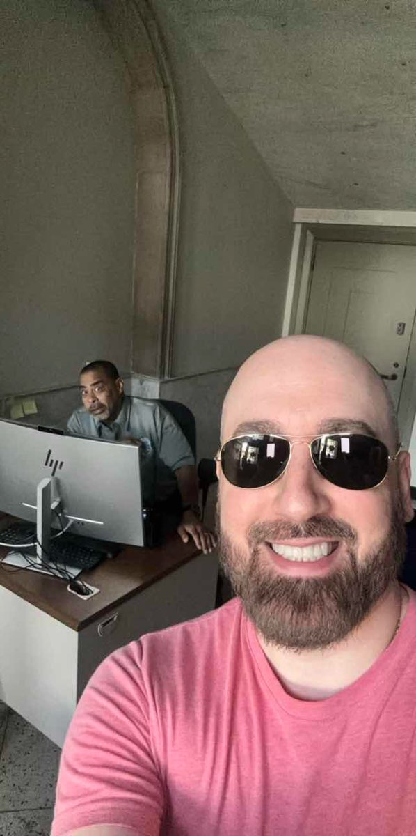 team building scavenger hunt