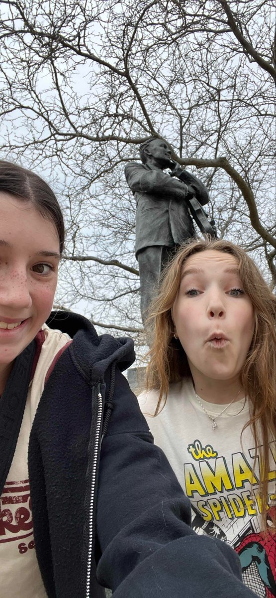 Waukegan Scavenger Hunt scavenger hunt photos