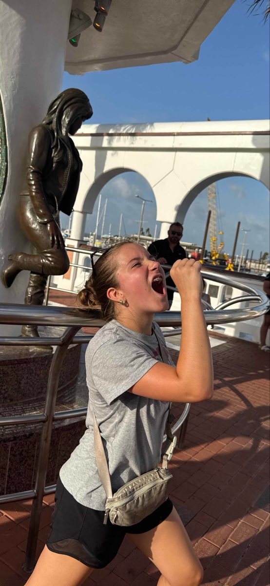 team building scavenger hunt