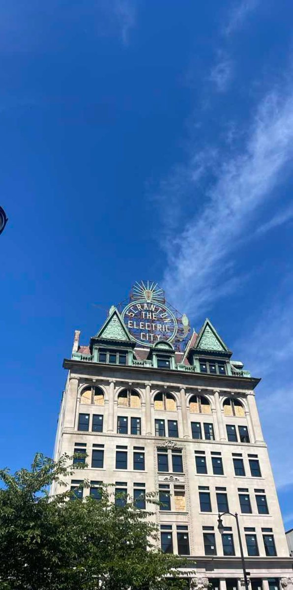 team building scavenger hunt