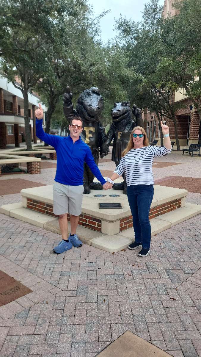 Gainesville Florida Scavenger Hunt skattejaktsbilder