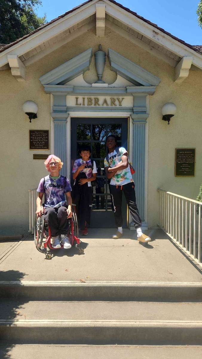 team building scavenger hunt