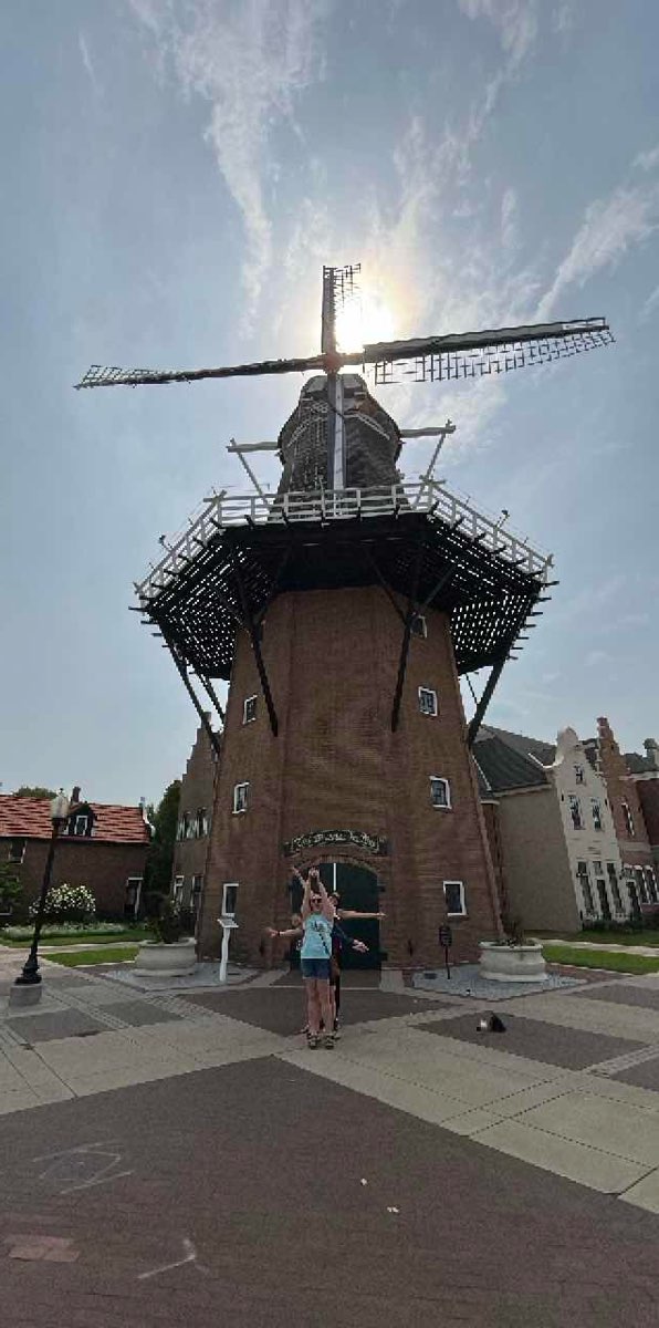 Pella Scavenger Hunt scavenger hunt photos